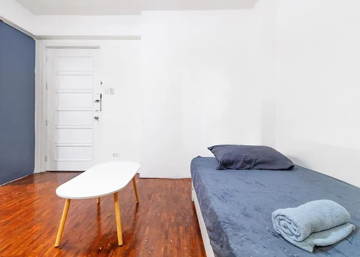 5 Bed Urban Retreat In The Heart Of Poblacion *