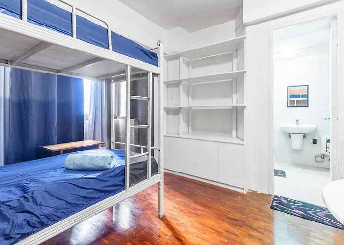 5 Bed Urban Retreat In The Heart Of Poblacion Apartment Manila
