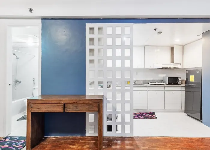 Apartment 5 Bed Urban Retreat In The Heart Of Poblacion Manila