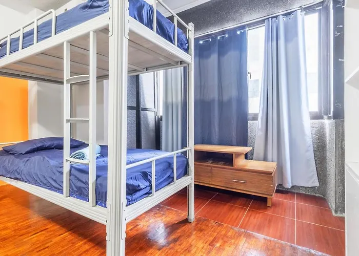 Apartment 5 Bed Urban Retreat In The Heart Of Poblacion Manila