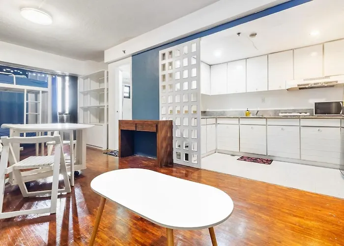 Apartment 5 Bed Urban Retreat In The Heart Of Poblacion