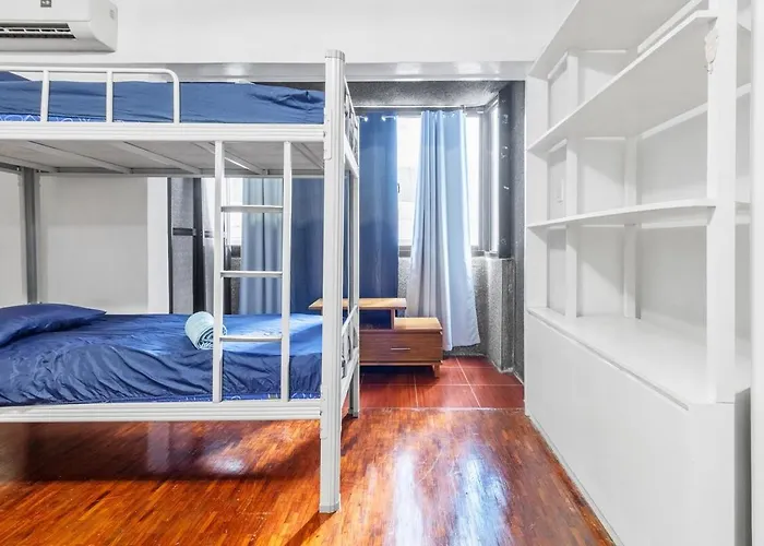 5 Bed Urban Retreat In The Heart Of Poblacion Manila