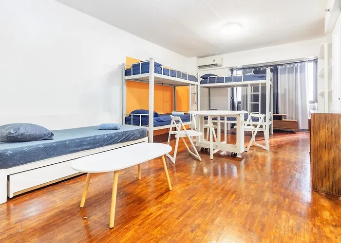 5 Bed Urban Retreat In The Heart Of Poblacion Apartment Manila